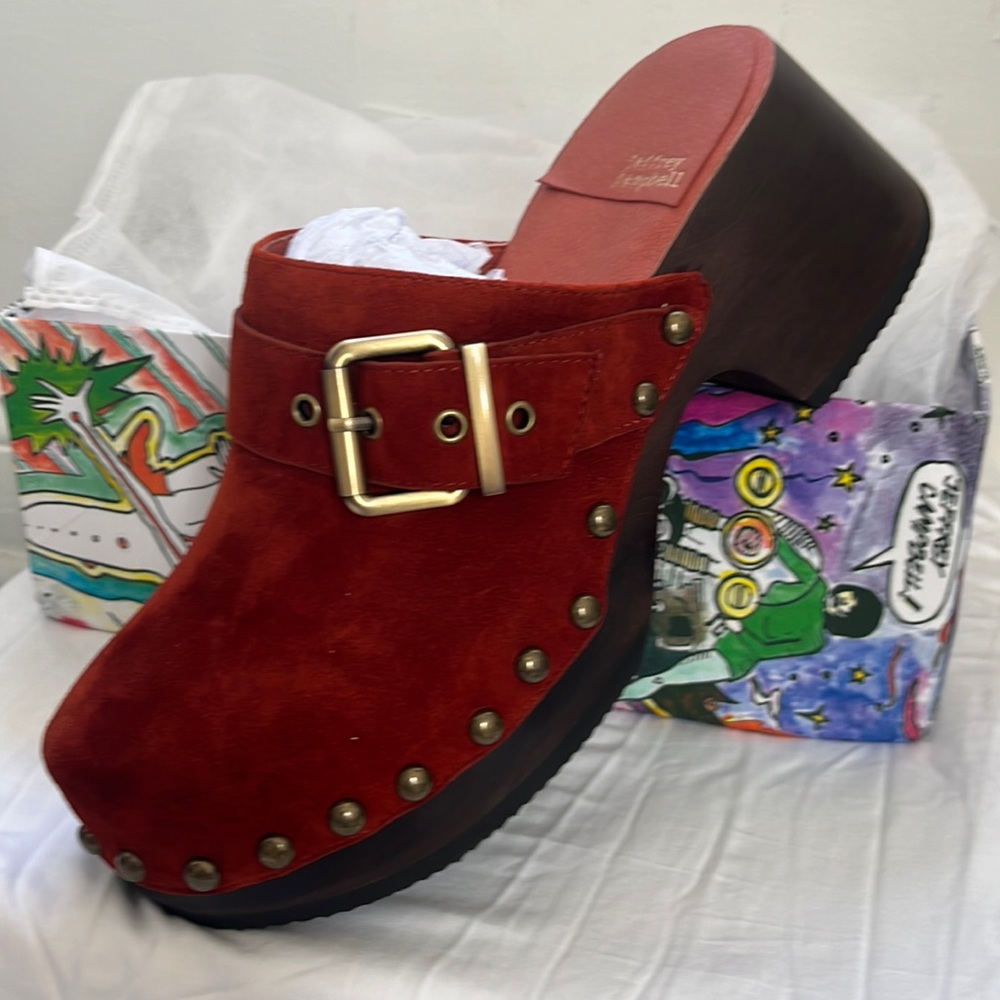 Shoes